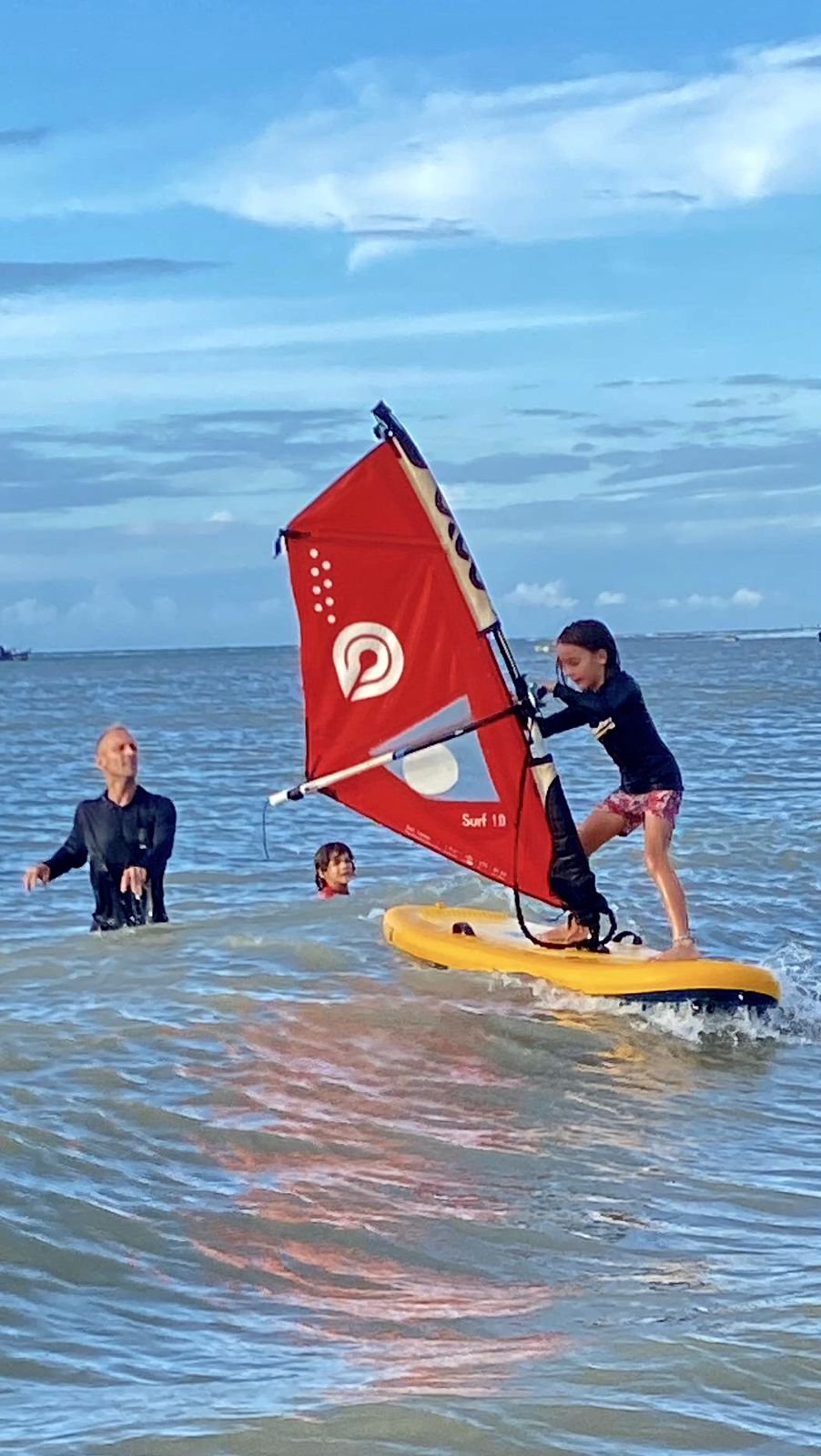 Aulas de windsurf em Icaraizinho para crianças e adultos