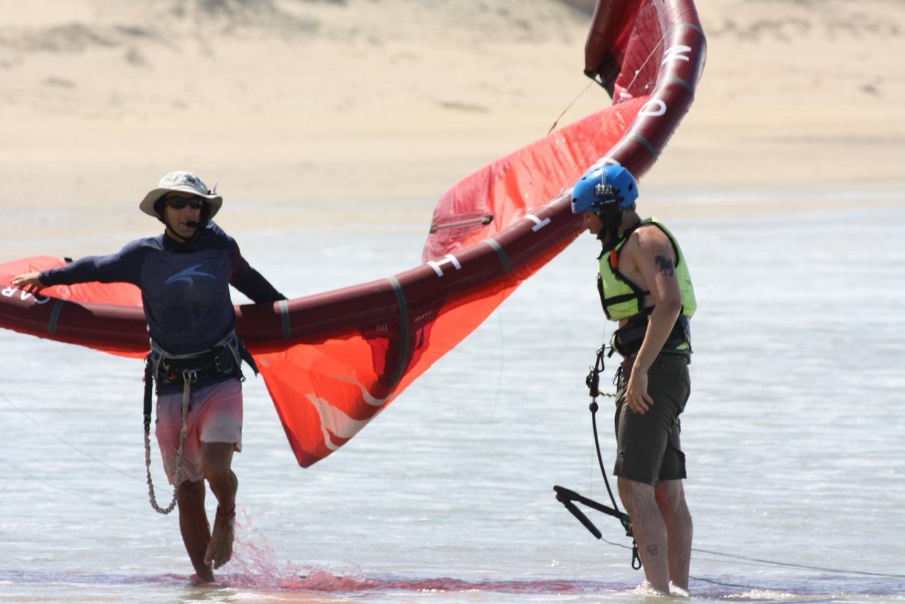 Aulas de kitesurf para crianças