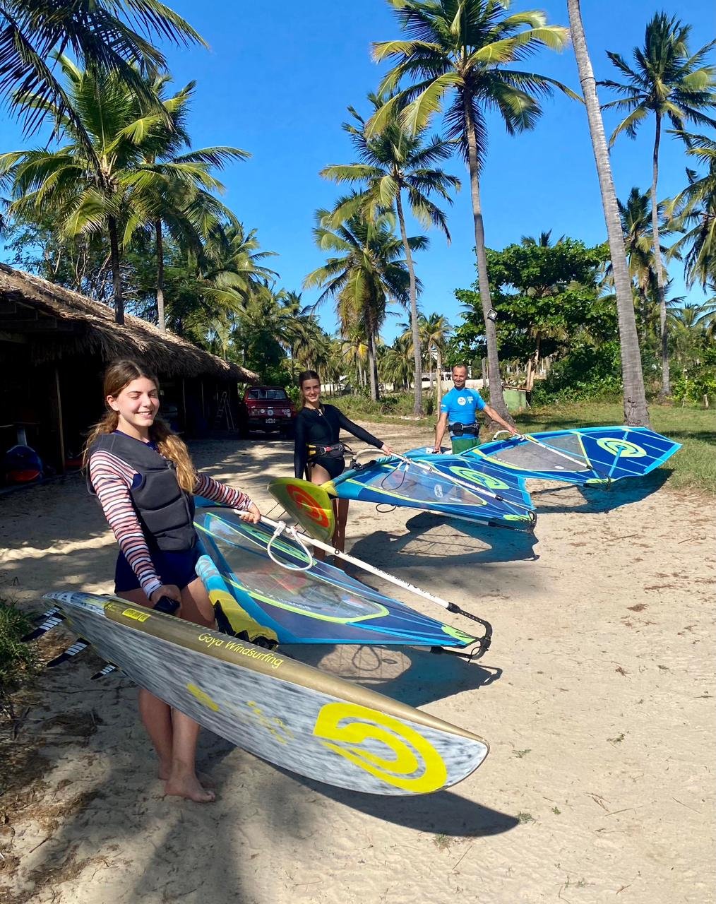 Aulas de kitesurf para crianças